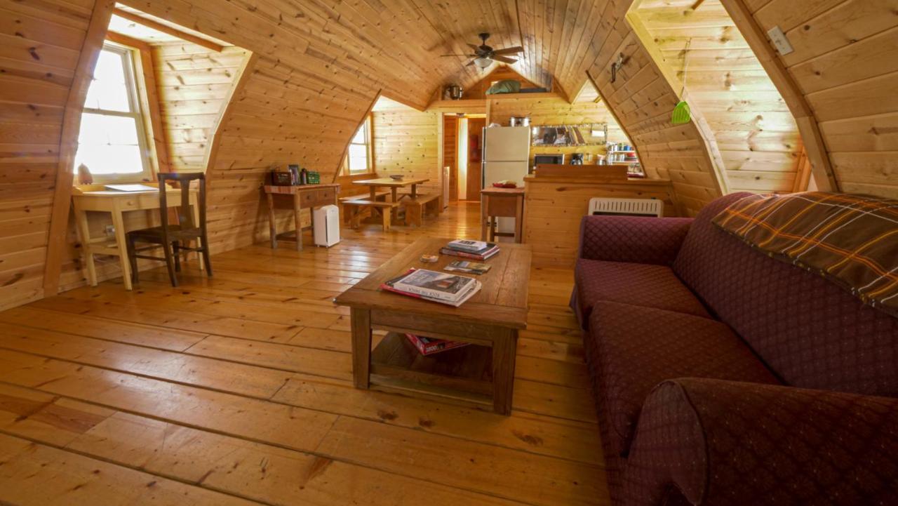 Aubin Sky Lodging At The Yl Ranch Savery Екстериор снимка