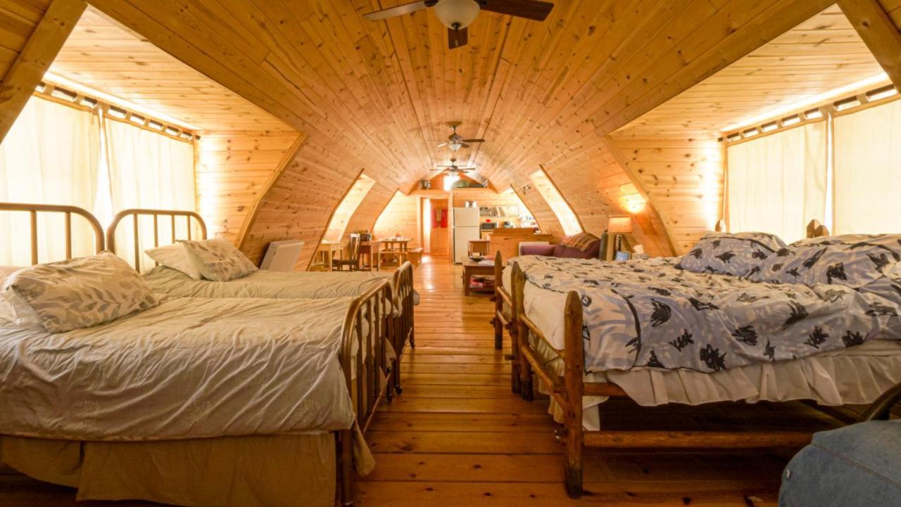 Aubin Sky Lodging At The Yl Ranch Savery Екстериор снимка