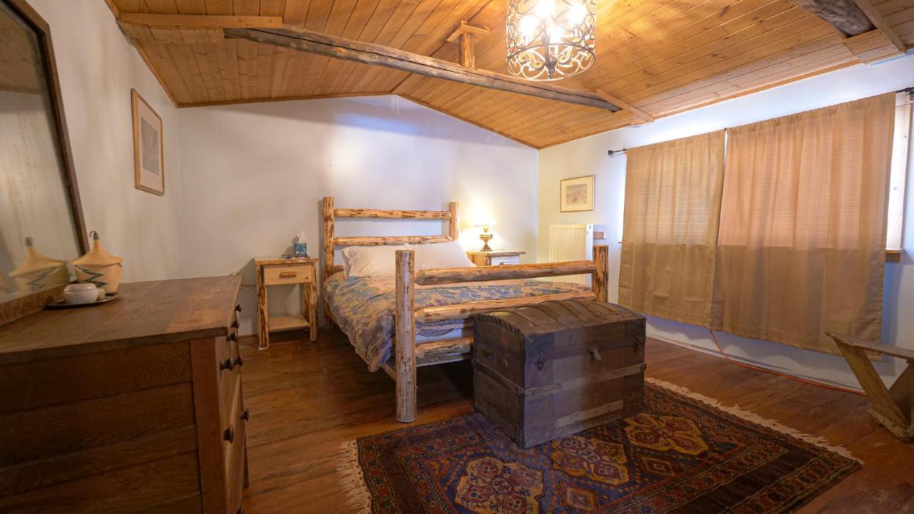 Aubin Sky Lodging At The Yl Ranch Savery Екстериор снимка