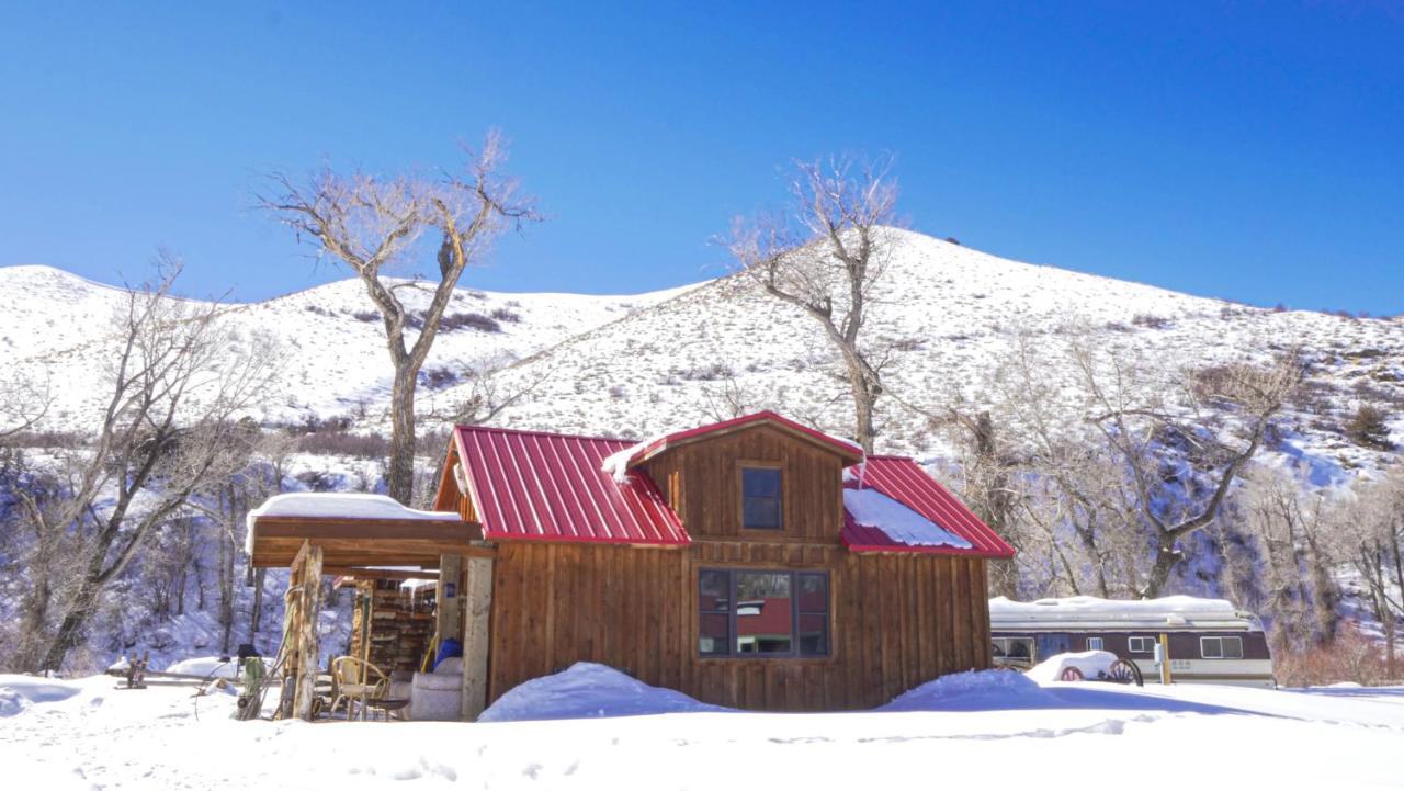 Aubin Sky Lodging At The Yl Ranch Savery Екстериор снимка