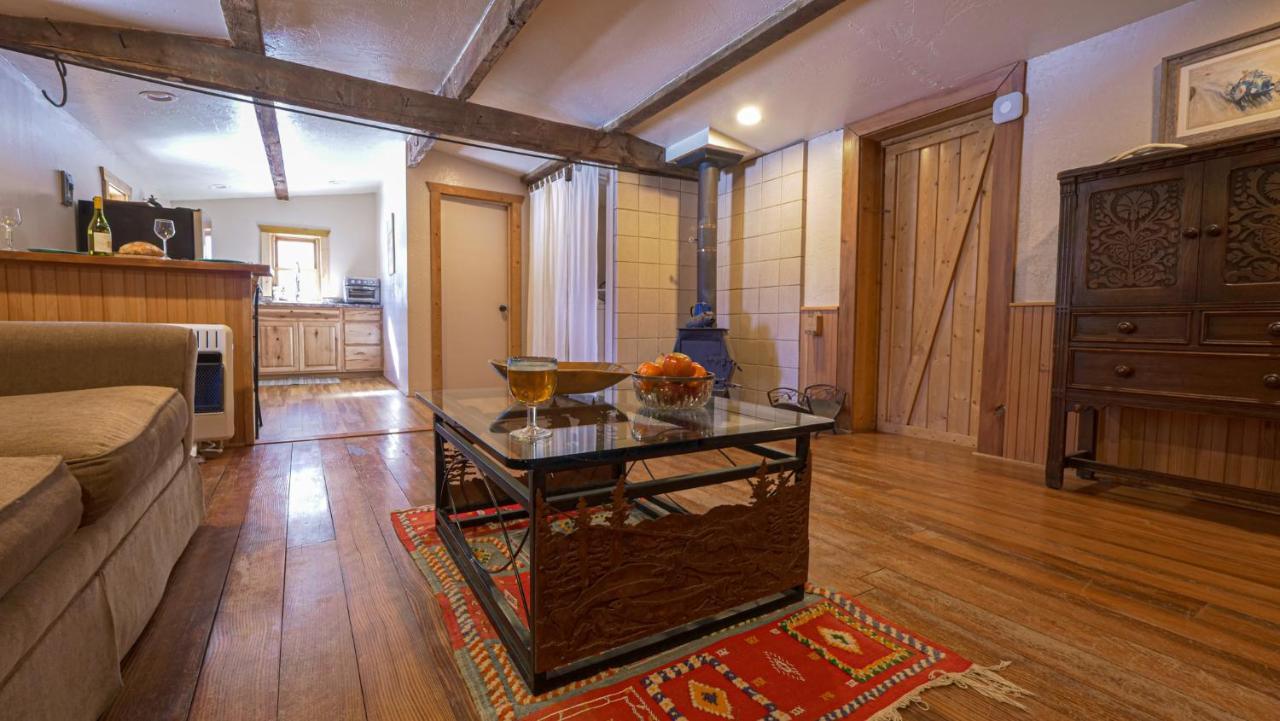 Aubin Sky Lodging At The Yl Ranch Savery Екстериор снимка